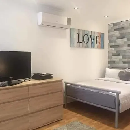 Centrally Located Beach And Town Apartment.